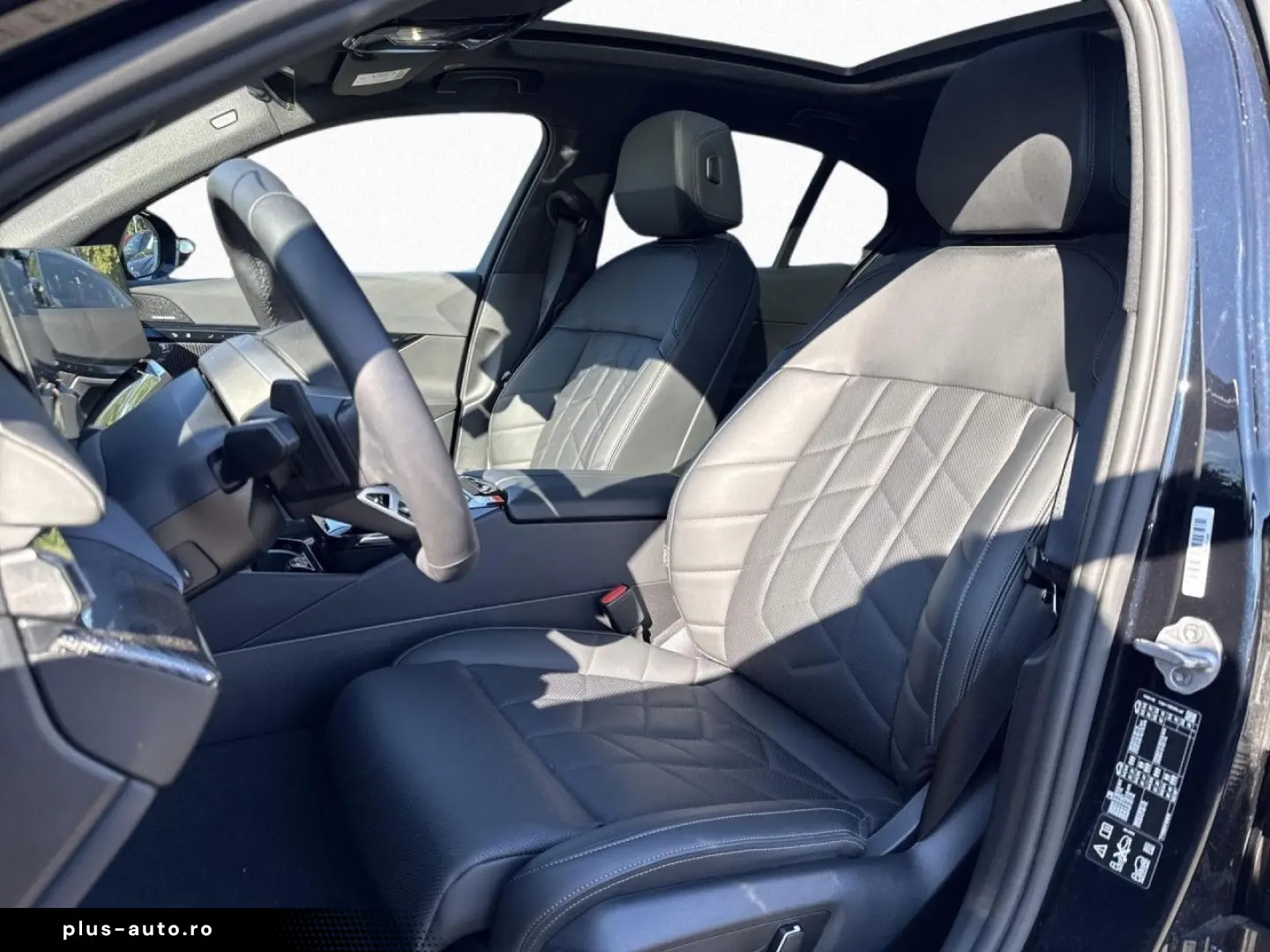 BMW 520d xDr M SPORT DAPro 360  H K AdapLED Pano SH