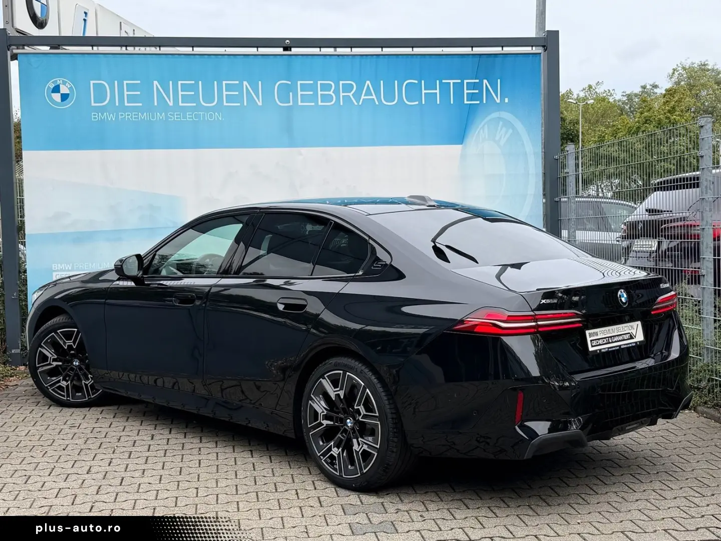 BMW 520d xDrive M Sport Pano DA  360  H&K Ad-Led 20