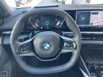 BMW 540 d xDrive 20'' IconGl Pano KomfSi b…