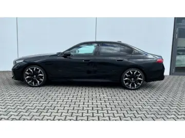 BMW 540 d xDr. M Sport 21'' Pano KomfSi be…