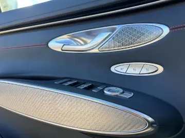 GENESIS GV70 2.2D Sport 4WD PANO 360  MASSAGE SITZKLIMA