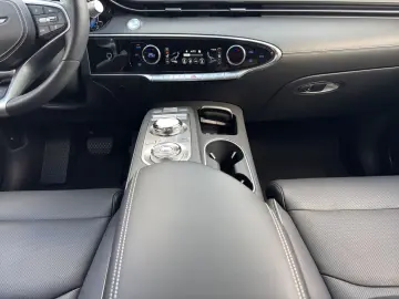GENESIS GV70 Elektro 77 4 kWh Sport PANO ACC HEADUP