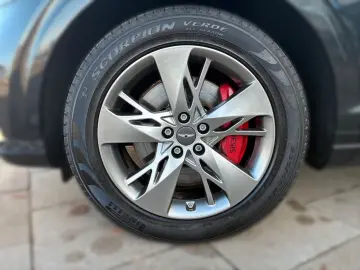 GENESIS GV70 Sport AWD   KAMERA NAVI LED PANO LEDER