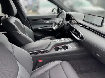 GENESIS GV70 Sport 4WD Memory Sitze LED ACC El. Heckklap