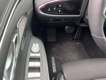 GENESIS GV70 Sport 4WD Memory Sitze LED ACC El. Heckklap