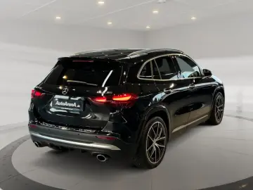 Mercedes-Benz GLA 35 AMG GLA 35 4matic AMG