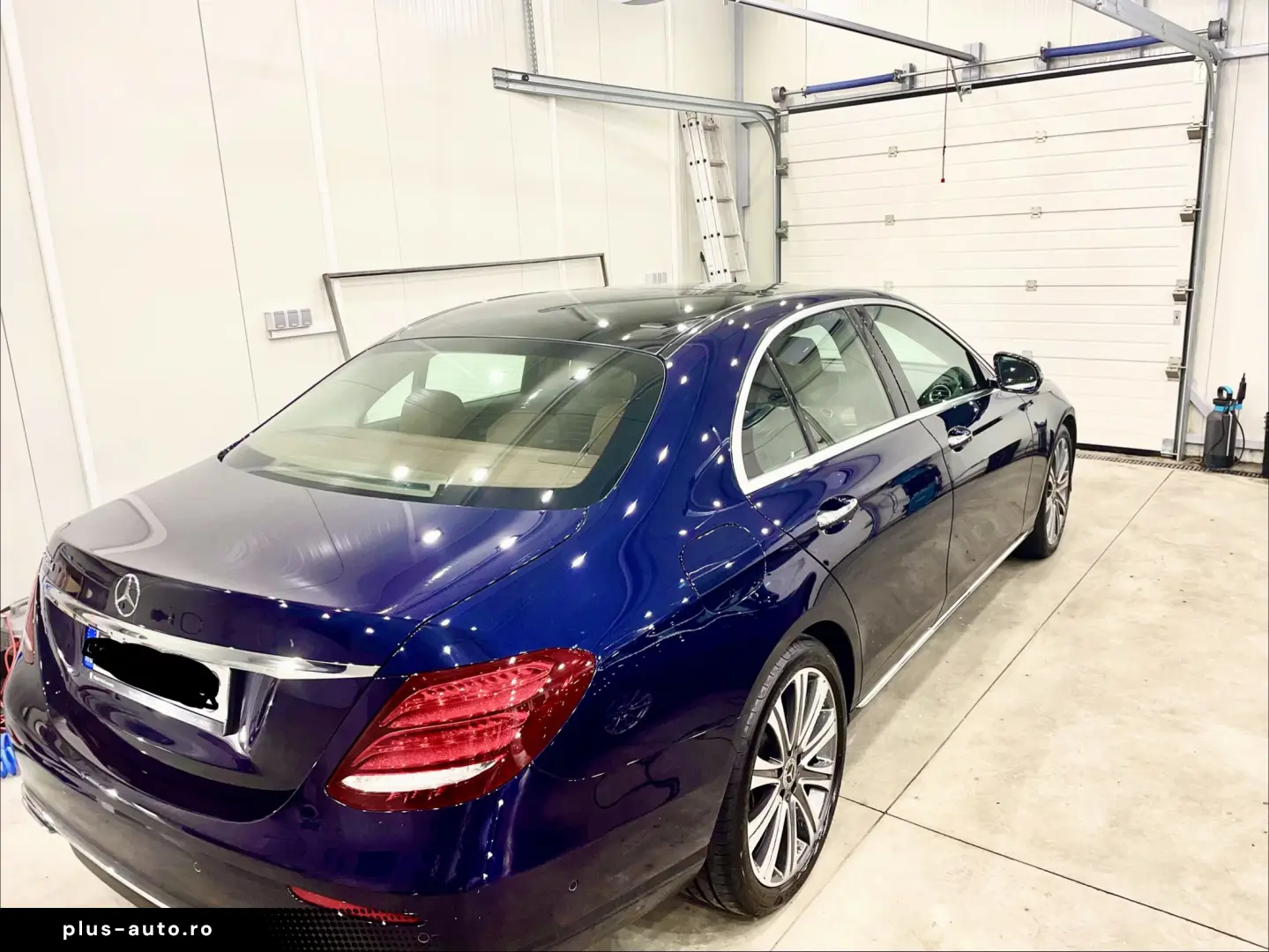 Mercedes-Benz E 220