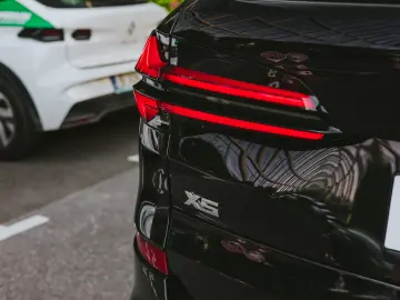 BMW X5 M60i xDrive