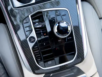 BMW X5 M60i xDrive