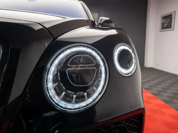 Bentley Bentayga  DVD
