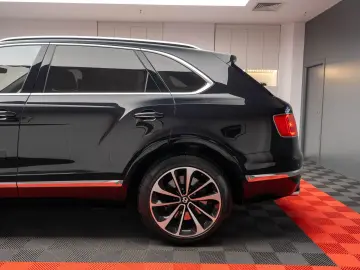 Bentley Bentayga  DVD