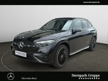 MERCEDES-BENZ GLC 300 d 4M AMG Distro Pano AHK HuD M…