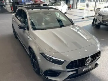 Mercedes-Benz A 45 AMG A 45 S AMG PANO DRIVE PCKG