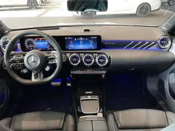 Mercedes-Benz A 45 AMG A 45 S AMG PANO DRIVE PCKG