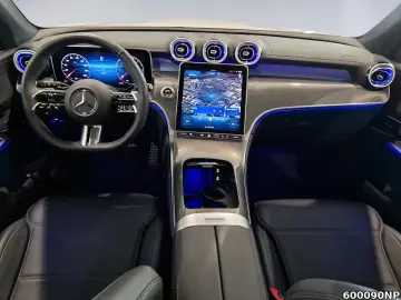 MERCEDES-BENZ GLC 300 d 4M AMG