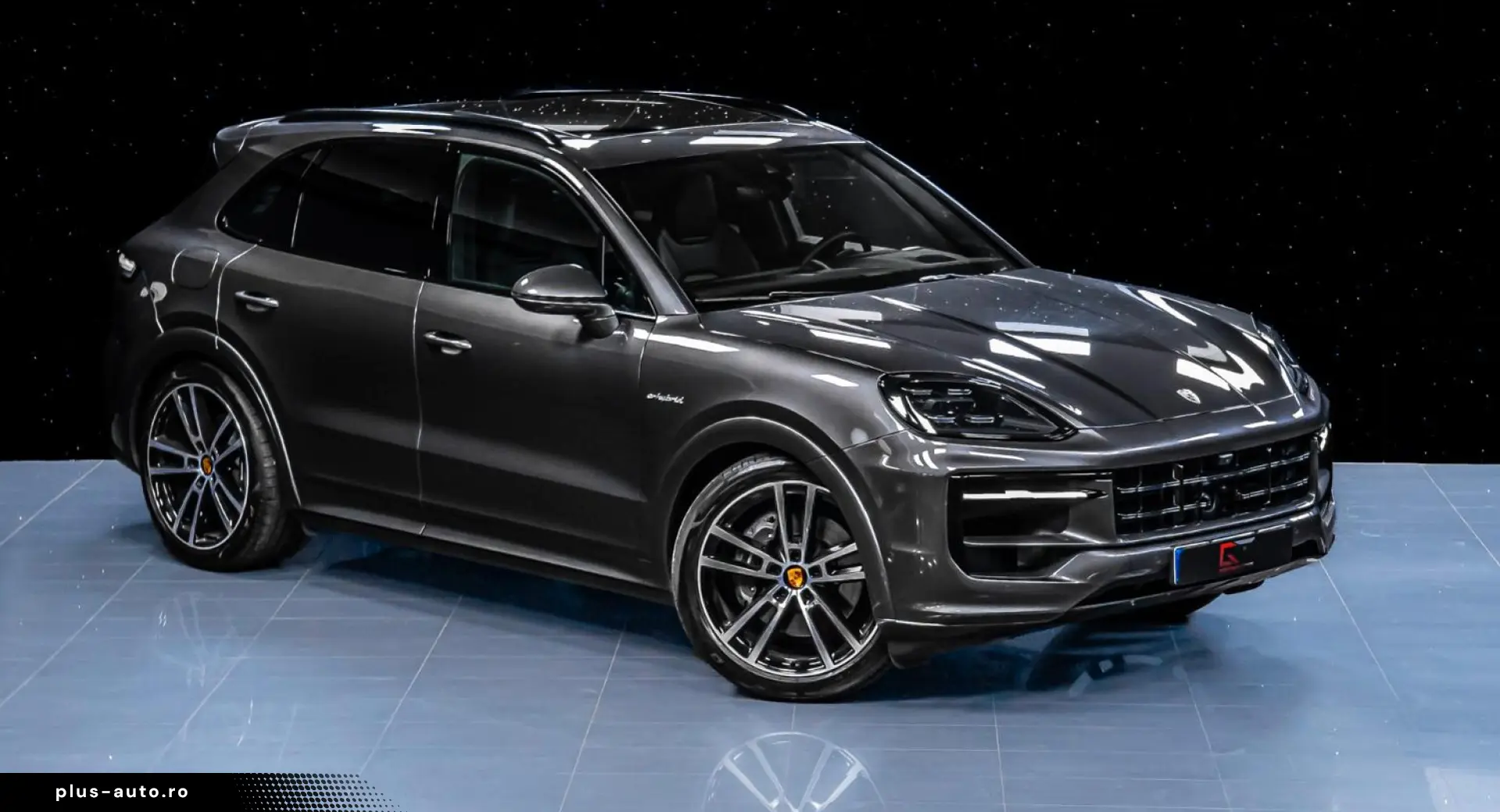 PORSCHE Cayenne E-Hyb 2025 SportDesign 22  Pano 18-way
