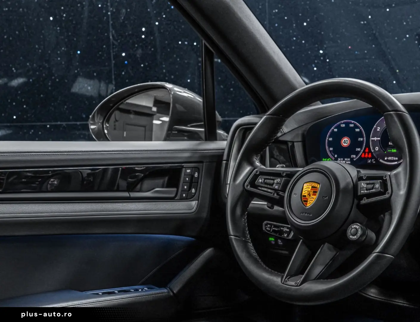 PORSCHE Cayenne 2025 — imagine 17