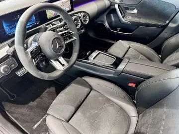 Mercedes-Benz A 45 AMG A 45 S 4M