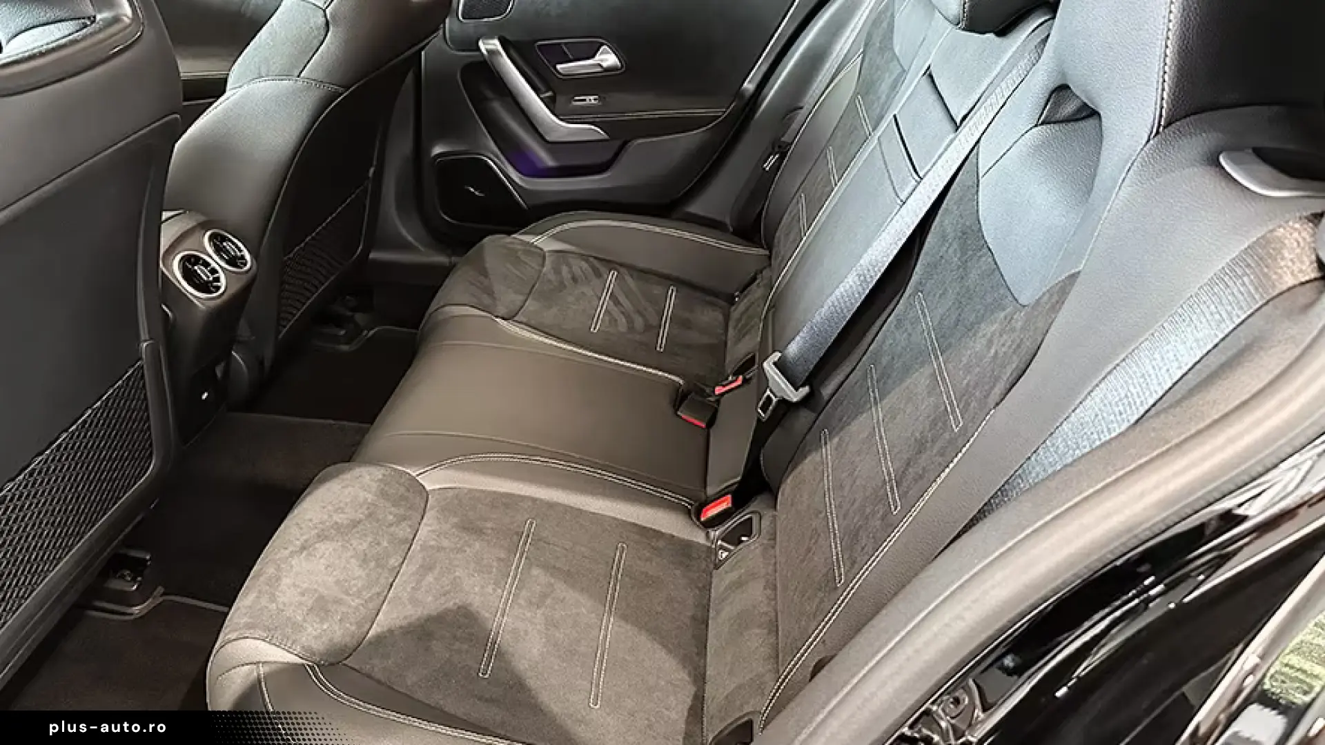 Mercedes-Benz A 45 AMG A 45 S 4M