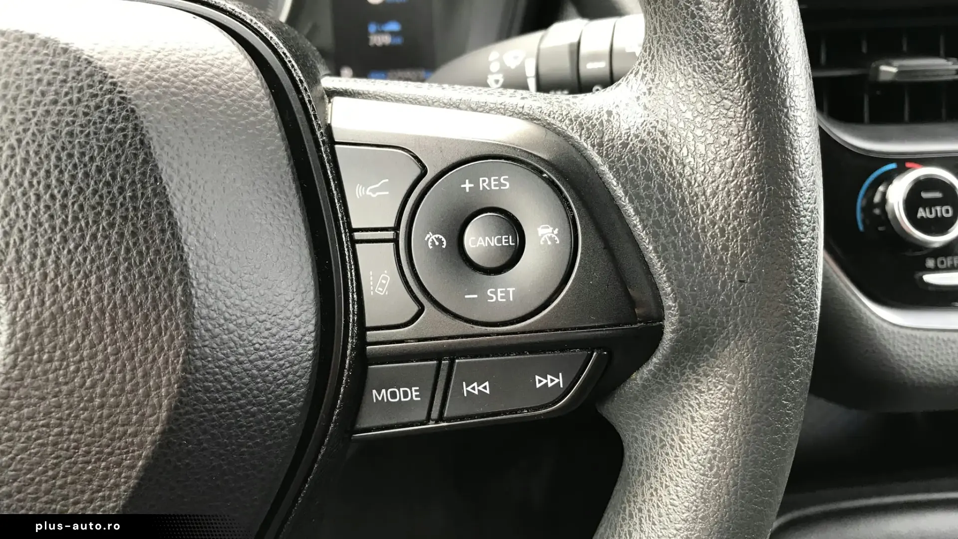 Toyota Corolla 1.8 HSD Eco