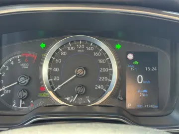 TOYOTA Corolla 1.8 Hybrid Business Edition