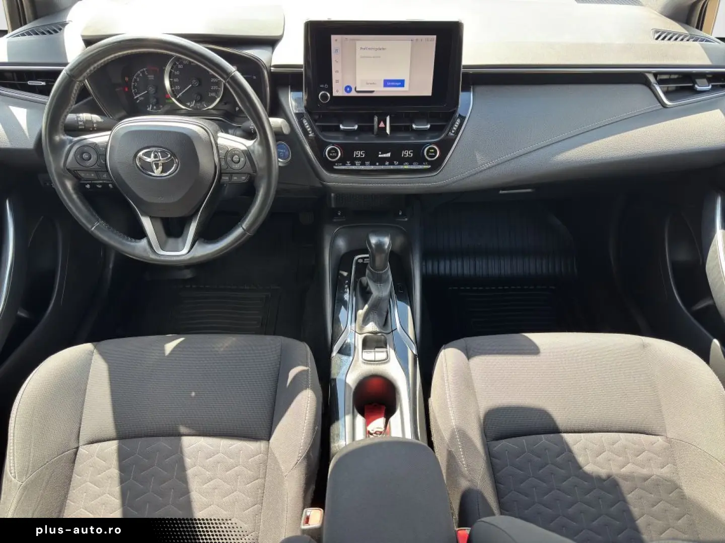 TOYOTA Corolla 1.8 Hybrid Business Edition
