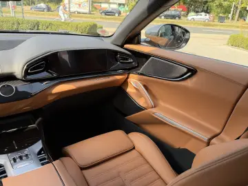 Ferrari Purosangue  Massage Panorama 1. Hd