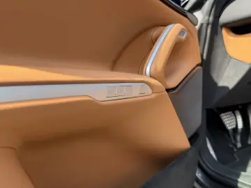 Ferrari Purosangue  Massage Panorama 1. Hd