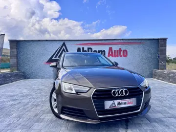 AUDI A4 SEDAN