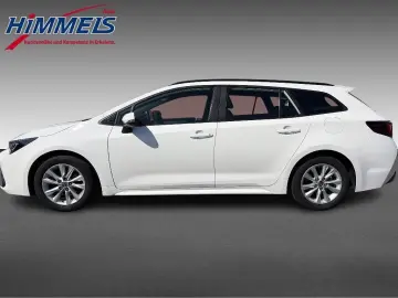 TOYOTA Corolla Touring Sports  1 8 Hybrid Business Edit