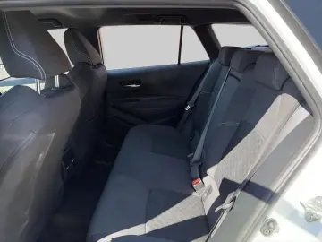 TOYOTA Corolla Touring Sports  1 8 Hybrid Business Edit