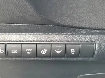 TOYOTA Corolla TS Hybrid Business SHZ Kamers Carplay