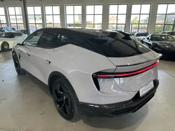 LOTUS Eletre R 900 Sport Carbon Executive 23 HUD KEF