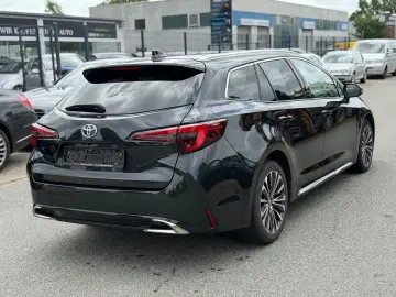 TOYOTA Corolla Touring Sports Hybrid Navi Kam Schwarz