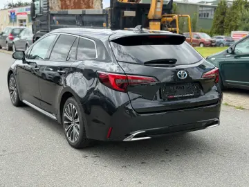 TOYOTA Corolla Touring Sports Hybrid Navi Kam Schwarz