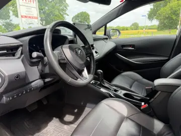 TOYOTA Corolla Touring Sports Hybrid Navi Kam Schwarz