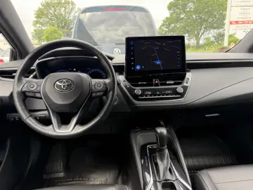 TOYOTA Corolla Touring Sports Hybrid Navi Kam Schwarz