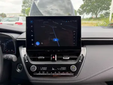 TOYOTA Corolla Touring Sports Hybrid Navi Kam Schwarz