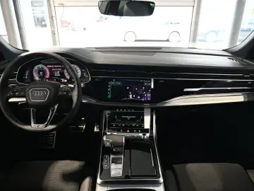 Audi Q8 50 TDI quattro S line