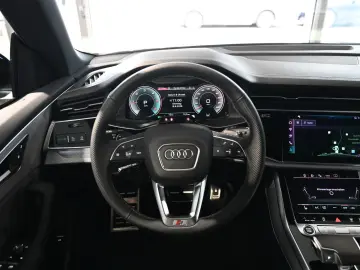 Audi Q8 50 TDI quattro S line