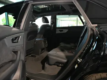 Audi Q8 50 TDI quattro S line