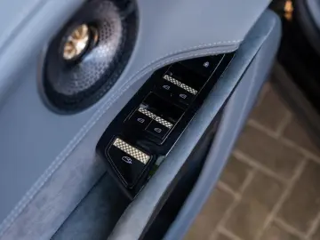 LOTUS Eletre EDS 450 S 4WD Executive Seat 112 kWh   LI