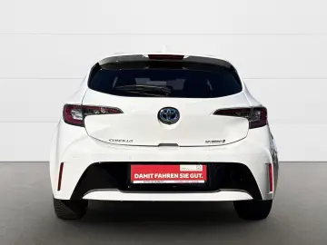 TOYOTA Corolla 1.8 Hybrid Team D LED Navi SHZ LHZ Kamer