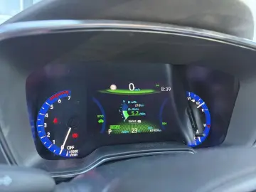 TOYOTA Corolla 1.8 Hybrid Team D LED Navi SHZ LHZ Kamer
