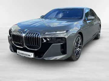 BMW 750e xDrive M Sports package  TOP EQUIPMENT