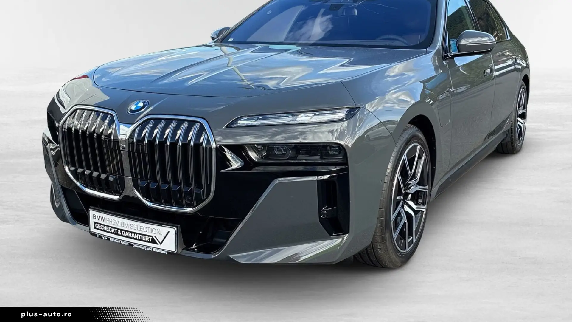 BMW 750e xDrive M Sports package  TOP EQUIPMENT