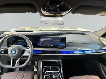 BMW 750e xDrive M Sports package  TOP EQUIPMENT