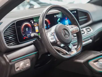MERCEDES-BENZ GLE 350 de 4M Coupé AMG Line Pano 360 …