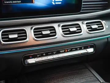 MERCEDES-BENZ GLE 350 de 4M Coupé AMG Line Pano 360 …