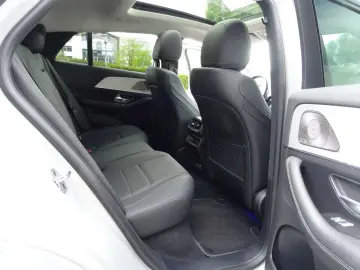 MERCEDES-BENZ GLE 300 d 4M Coupe AMG Pano AHK Airmatic Burm